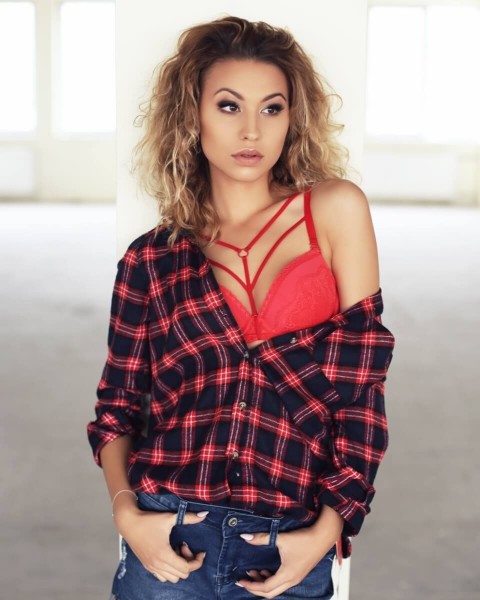 zoey red // ramiączka